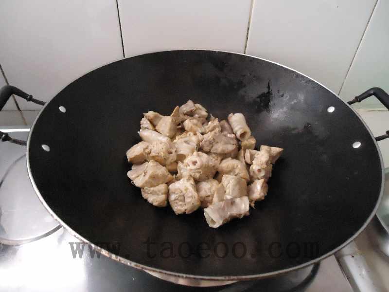 南北杏霸王花干无花果猪肺汤